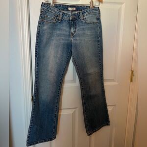 Levi’s Low Bootcut Jeans 545